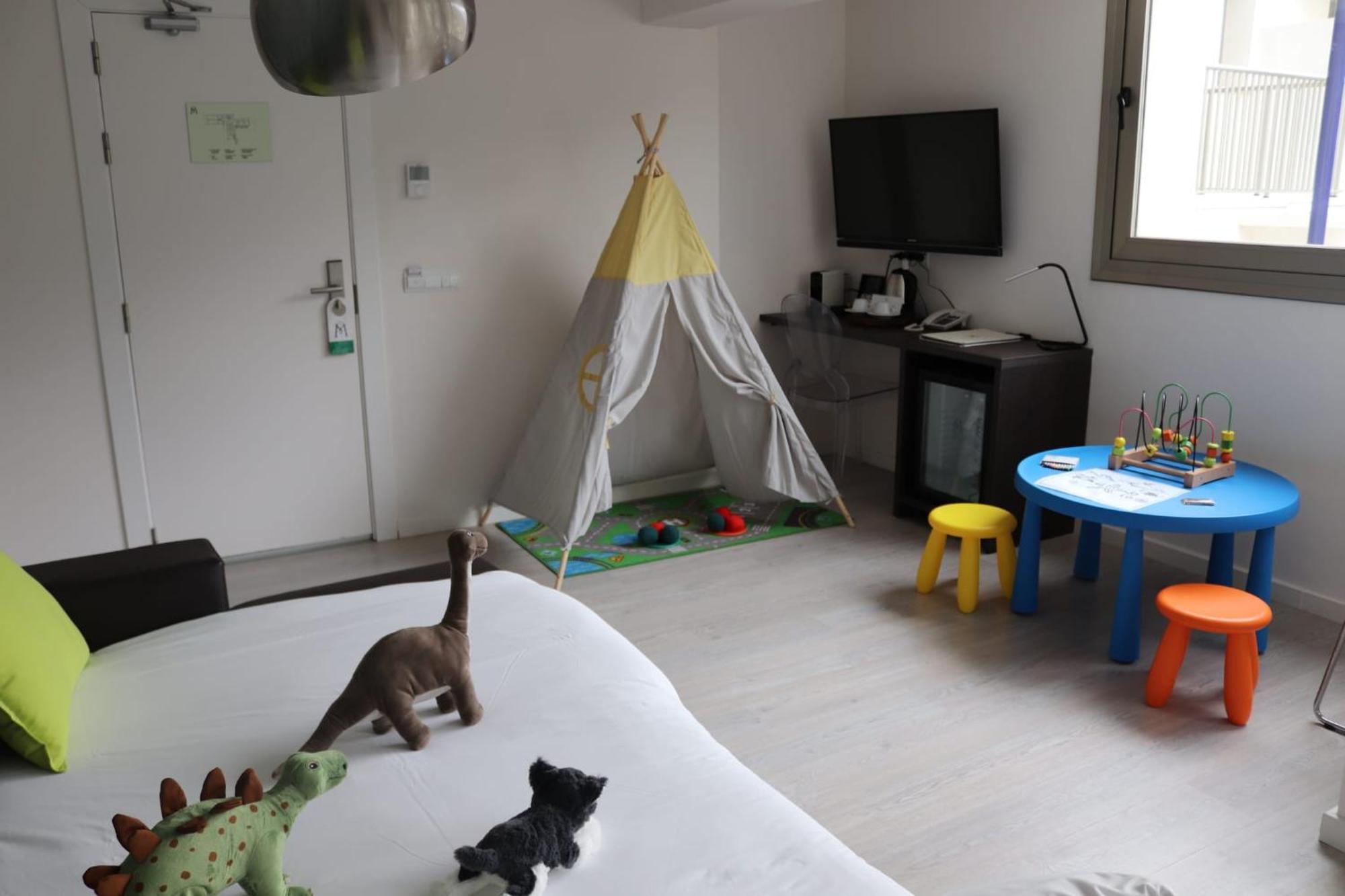 Hotel Boutique Minister 4Sup Puerto de Sóller Стая снимка